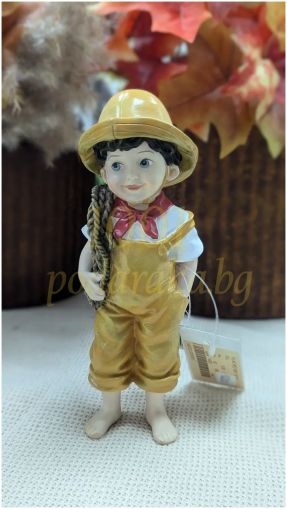 Фигура на дете от полирезин