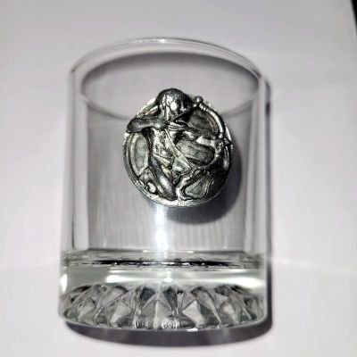 Чаша за уиски за зодия стрелец