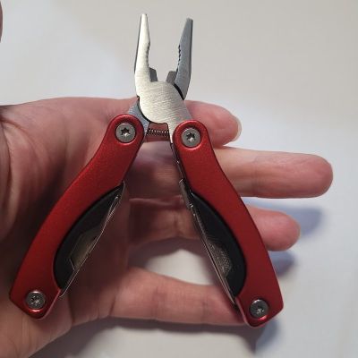 Мултифункционални клещи